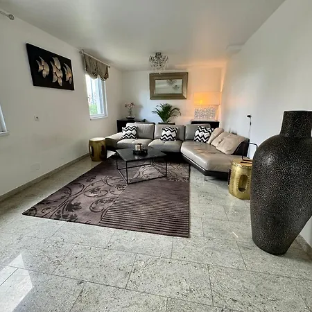 Le Manoir Obernois - 5mn Du Centre - 10 Pers. Hébergement de vacances Obernai