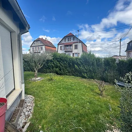 Dom wakacyjny Le Manoir Obernois - 5mn Du Centre - 10 Pers. Obernai